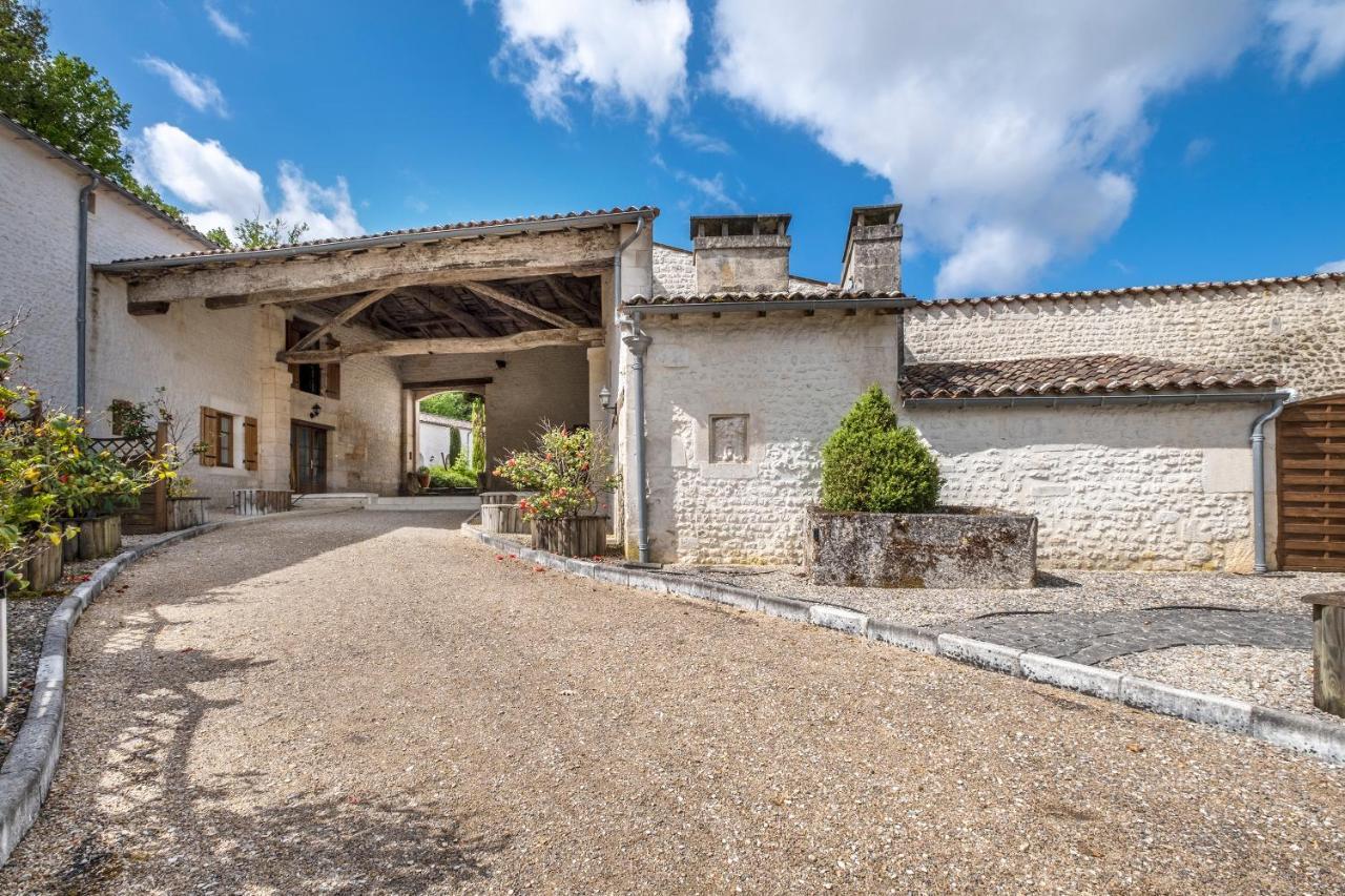 Hotel Le Relais De Saint-Preuil, The Originals Relais Vignes Du Cognac Exterior foto